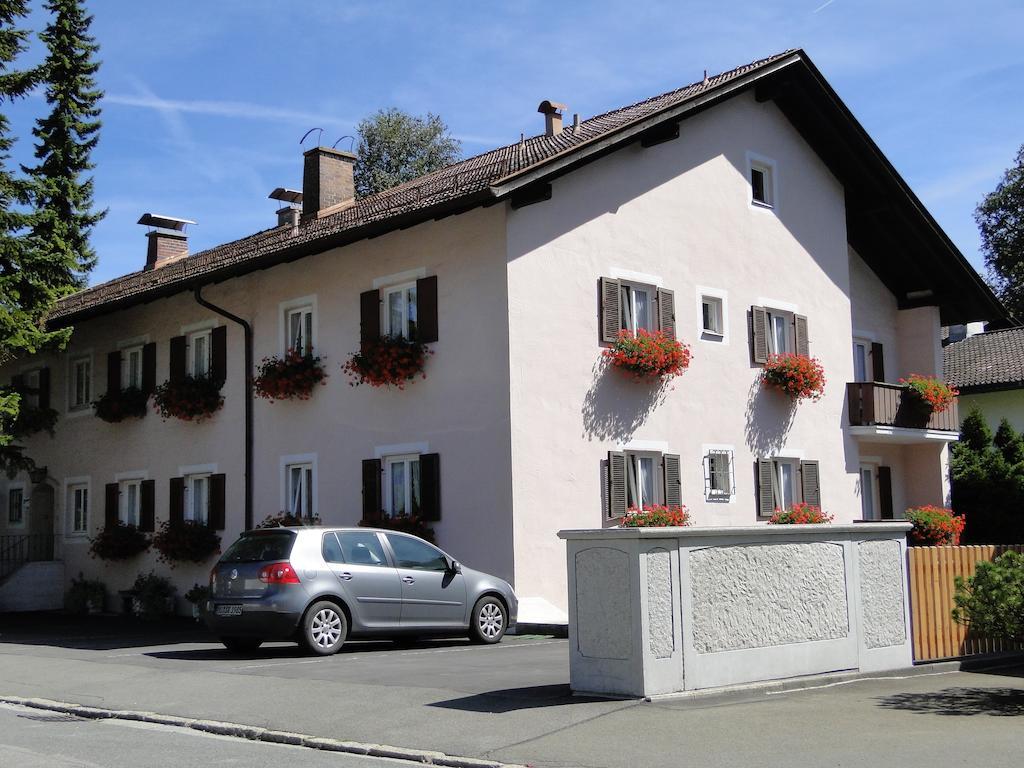 Haus Hollental Hotel Garmisch-Partenkirchen Bagian luar foto
