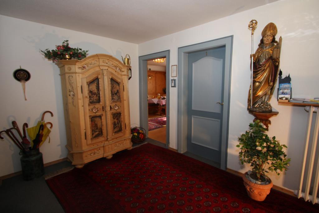 Haus Hollental Hotel Garmisch-Partenkirchen Ruang foto